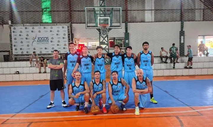 Parceria leva atletas de basquete de Juara a representar Juína nos Jogos Abertos em Campo Novo do Parecis